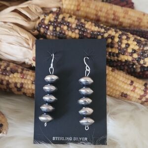 NWOT Native American Handmade Navajo Sterling Pearl Earrings 🩶♥️🖤🎁